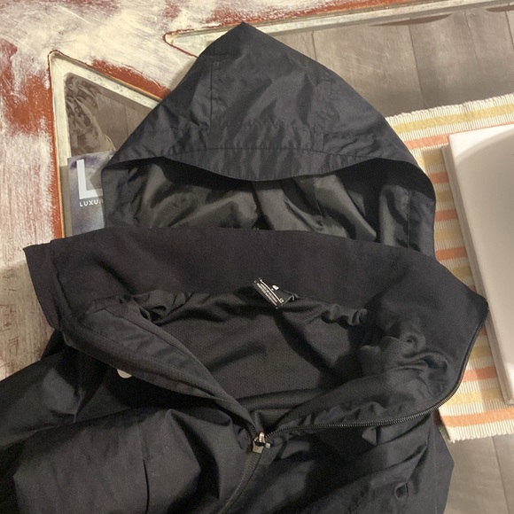 Nike Kids Windbreaker/Sheild - Picture 14 of 14